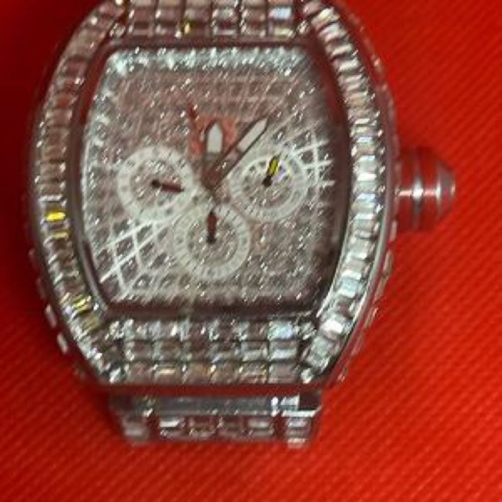 Watch Fully Iced-Out - Picture 2 of 7